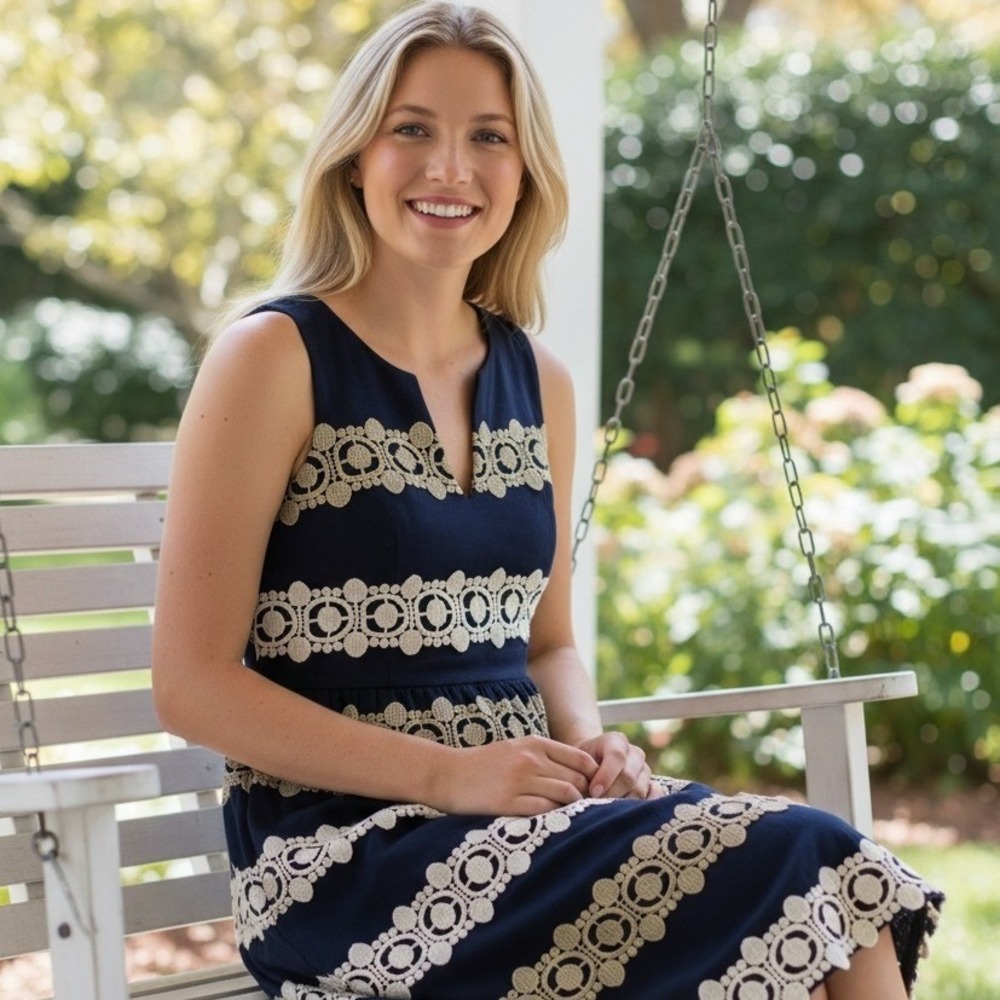 Lilly Pulitzer Navy Blue Gold White Lace Applique Cotton Shift Dress Size 6‎
